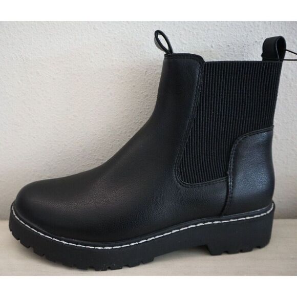 Dolce Vita Women's Sz 9 Black LEIGHA Chelsea Lightweight Ankle 1.25" Heel Boot - Picture 4 of 9